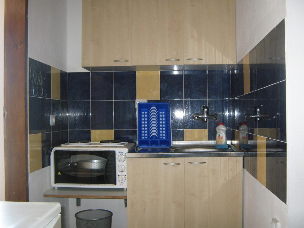 Apartments Ceca Тиват Екстер'єр фото