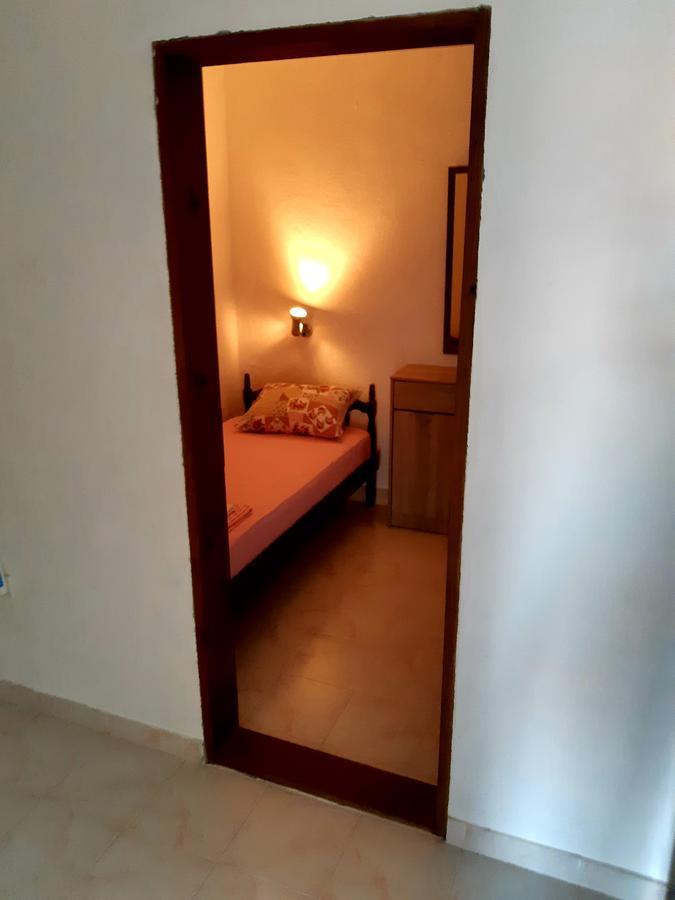 Apartments Ceca Тиват Екстер'єр фото
