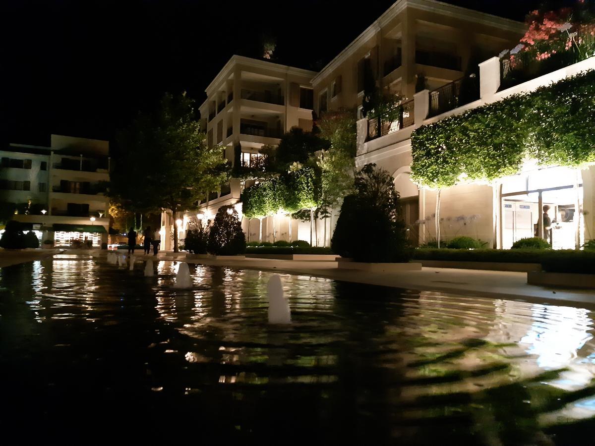 Apartments Ceca Тиват Екстер'єр фото